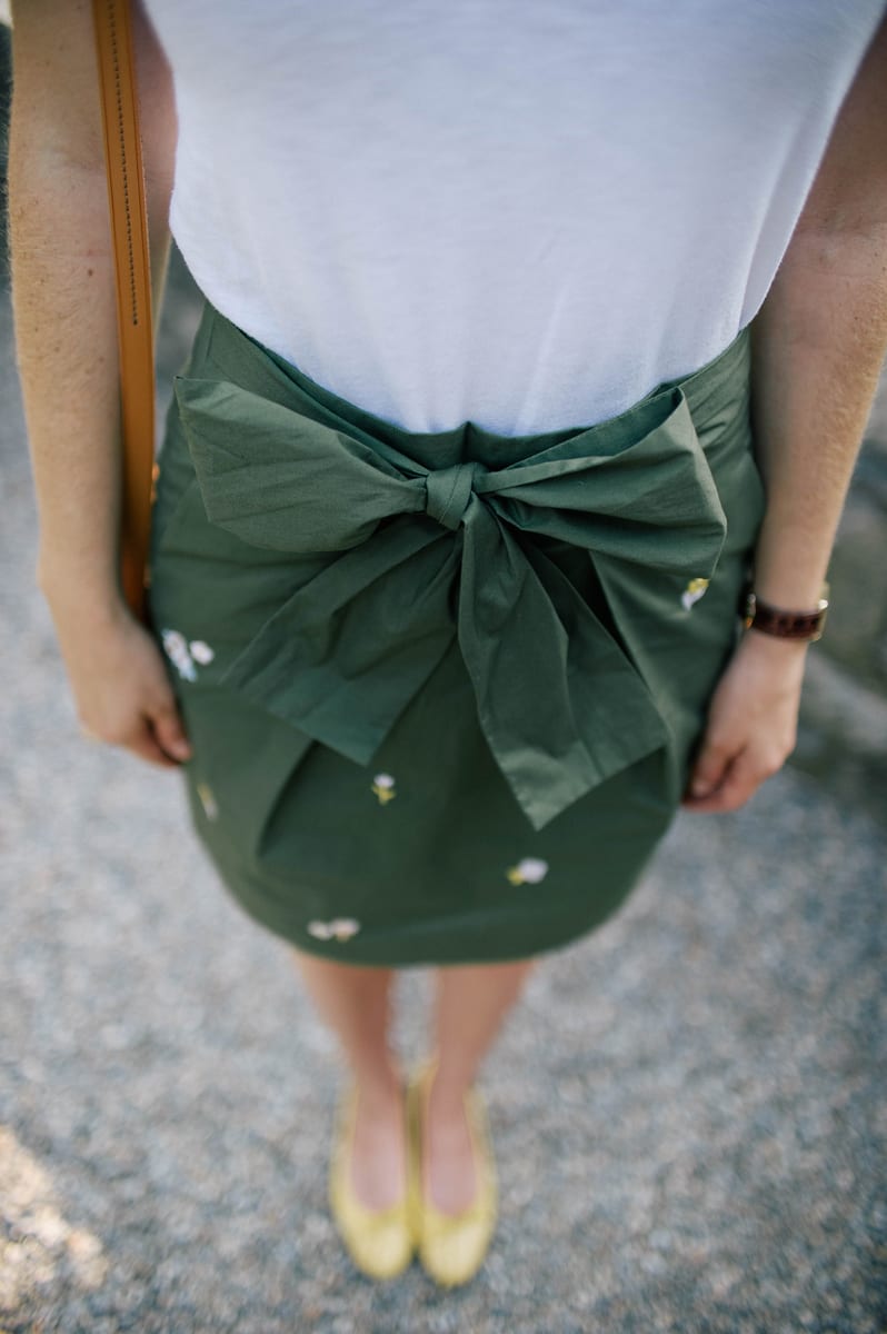 Floral embroidered tie-waist skirt