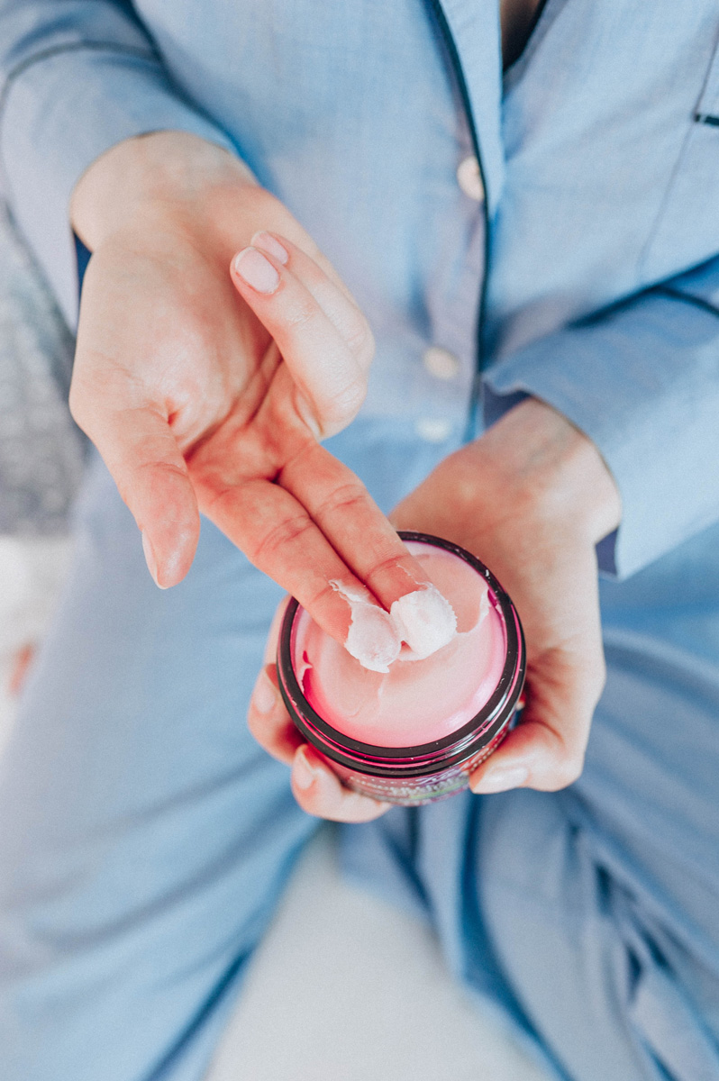 Ginger Leaf & Hibiscus Firming Overnight Mask