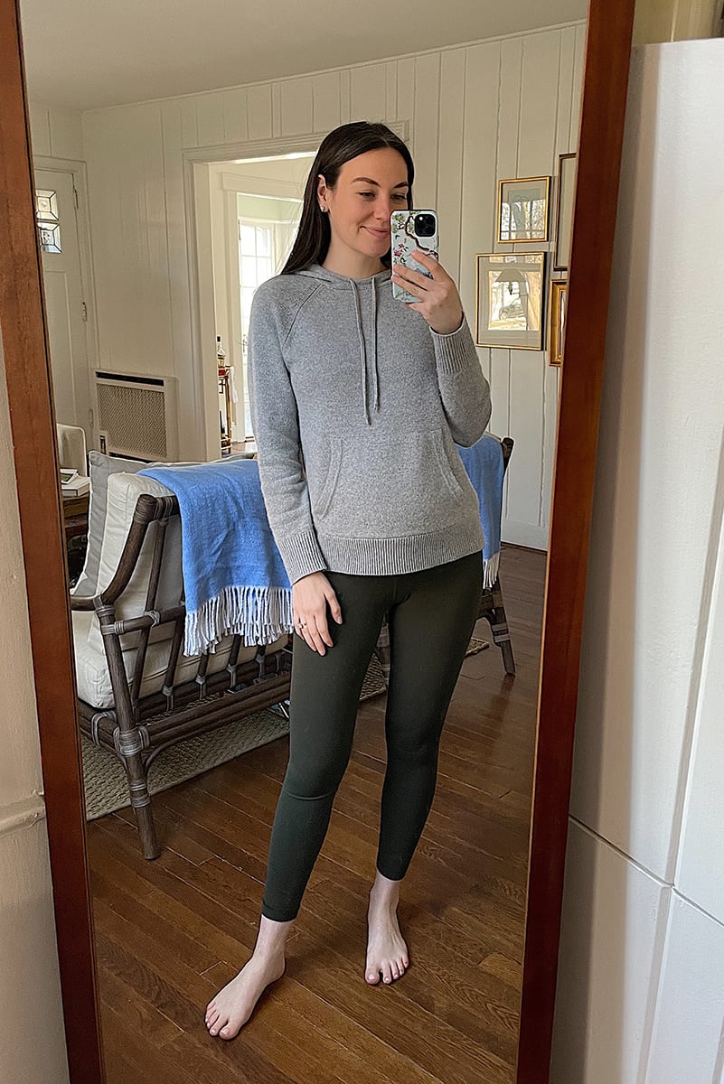 gray hoodie | WEEK OF OUTFITS 3.23.21