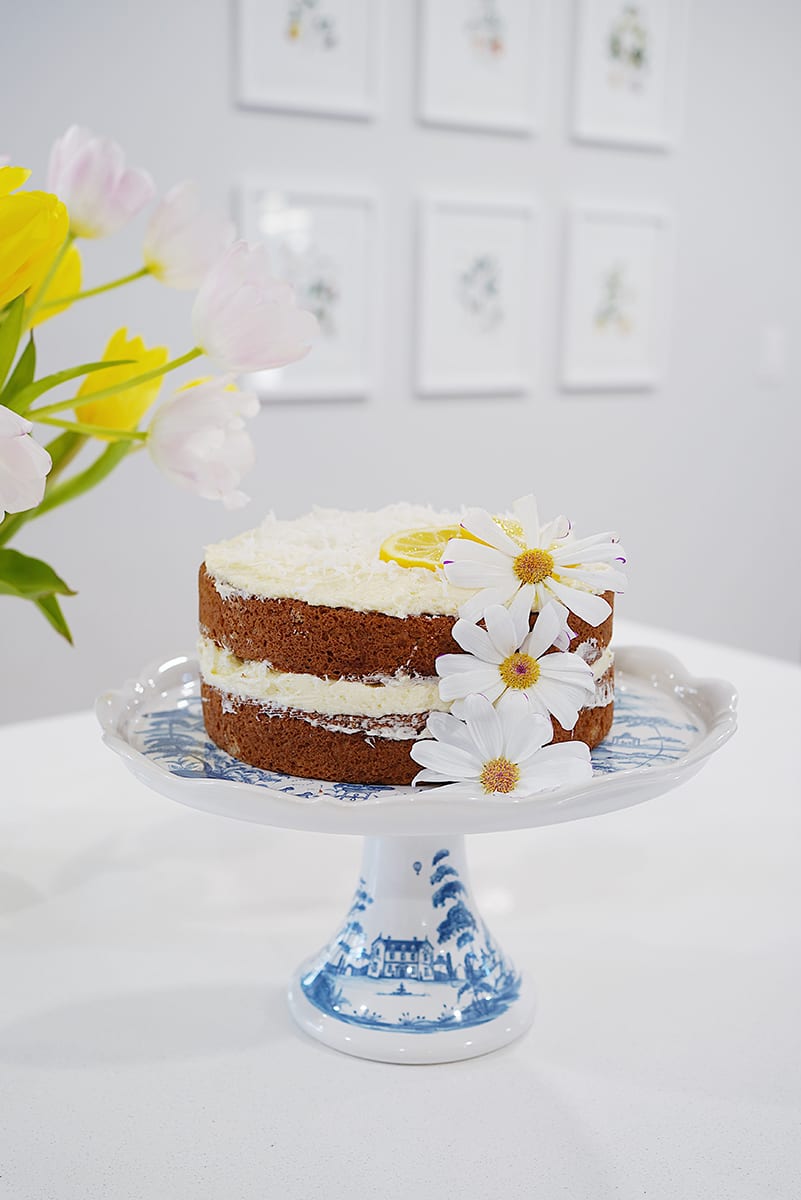 MENTAL HEALTH DAYS | homemade cake with flowers